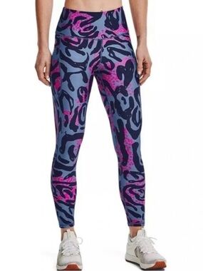 Under Armour “Heat Gear” Periwinkle, Pink & Black Animal Print 7/8 Leggings
